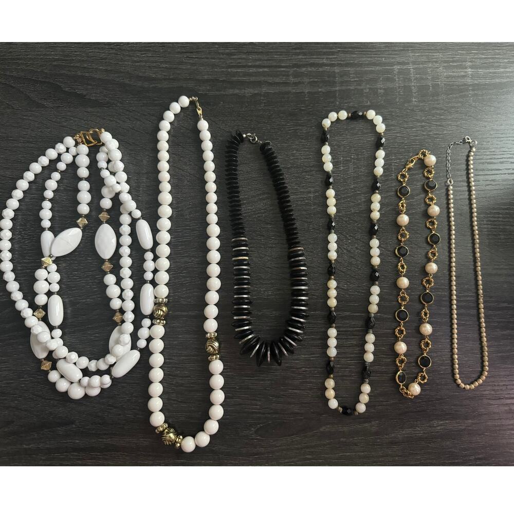 Vintage Lot of‎ 6 Statement Necklaces Black And White Silver Tone Gold Tone